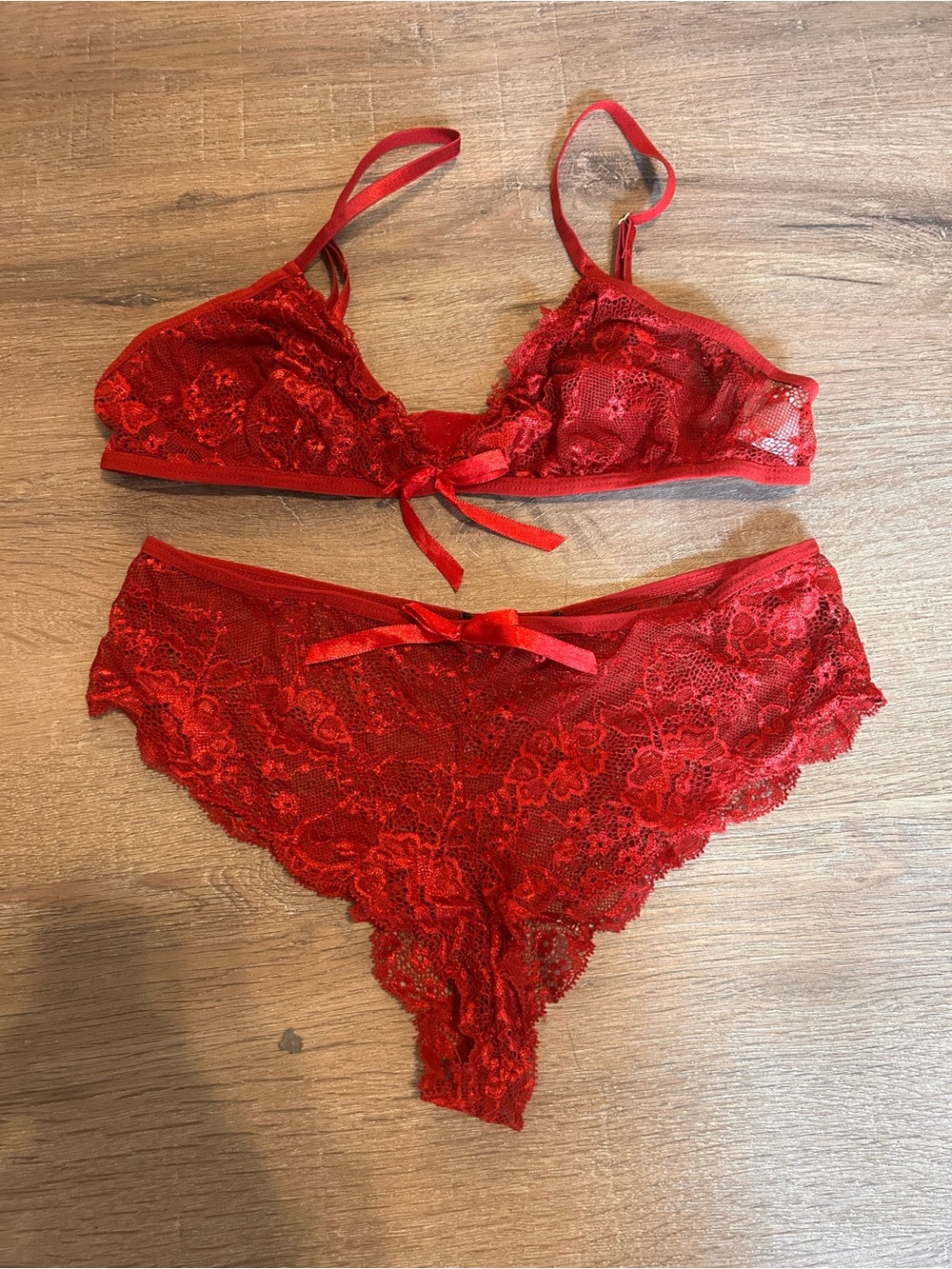 Avidlove Lingerie Set Womens Size M Red Lace Bralette & Thong Bow Detail
